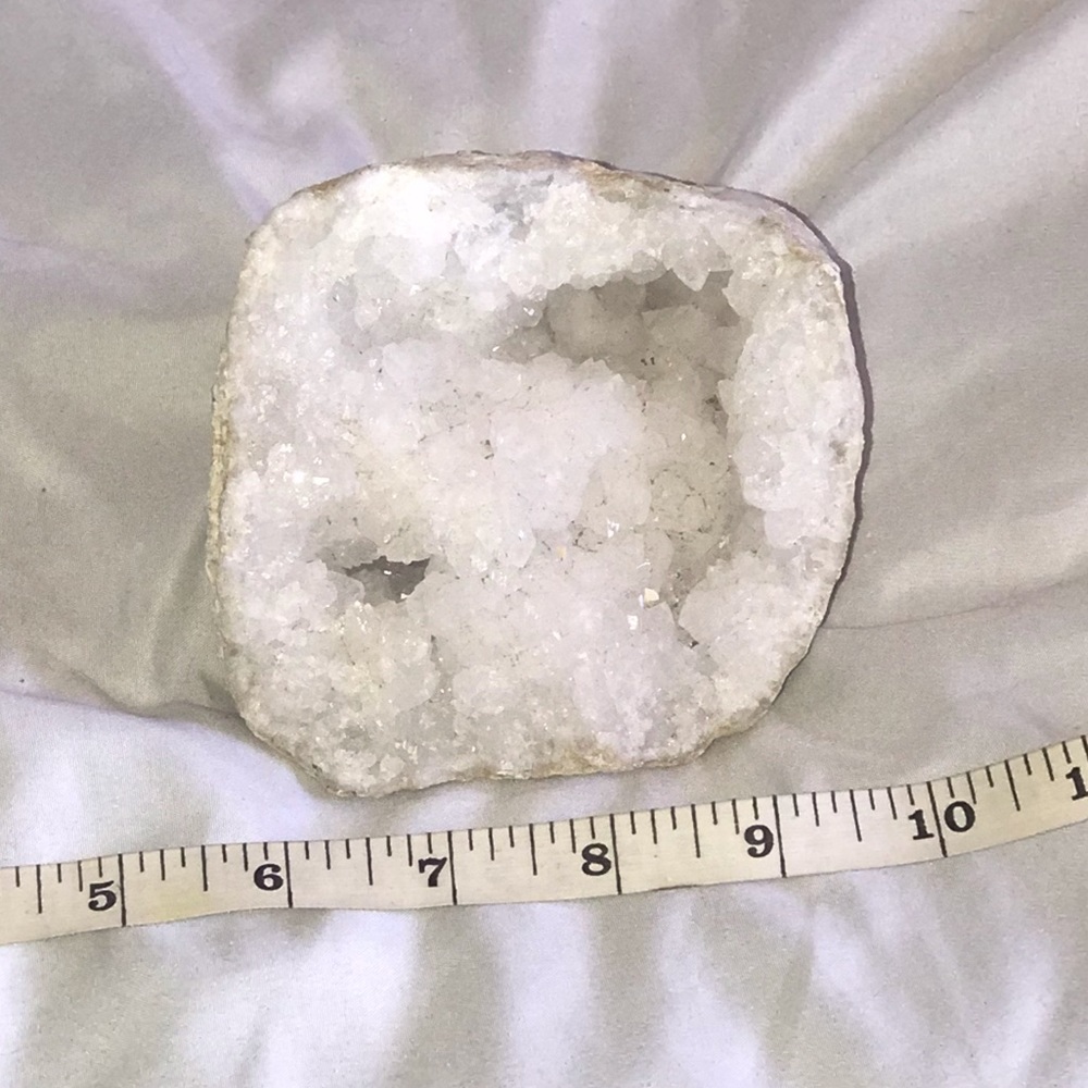 Clear quarts crystal